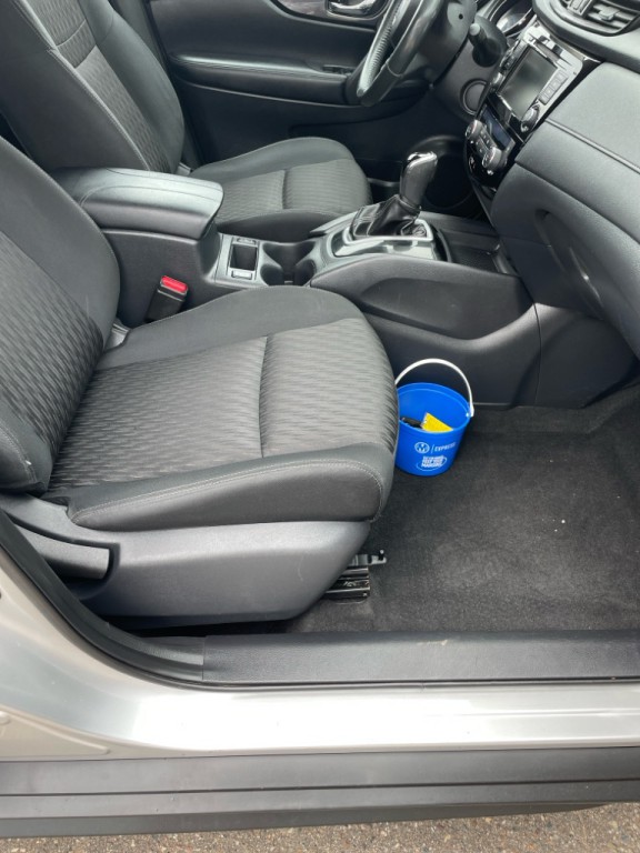 2018 Nissan Rogue Image 15