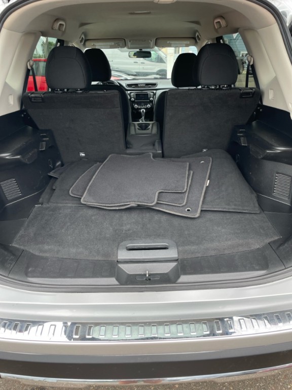 2018 Nissan Rogue Image 23