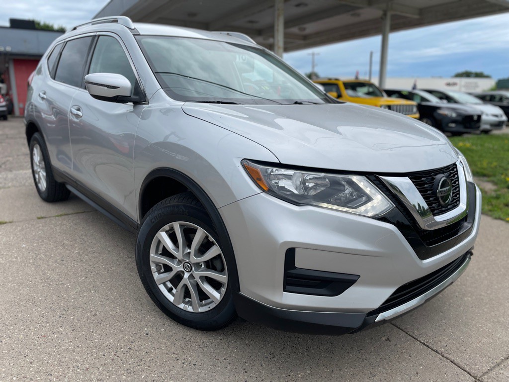 2018 Nissan Rogue Image 32