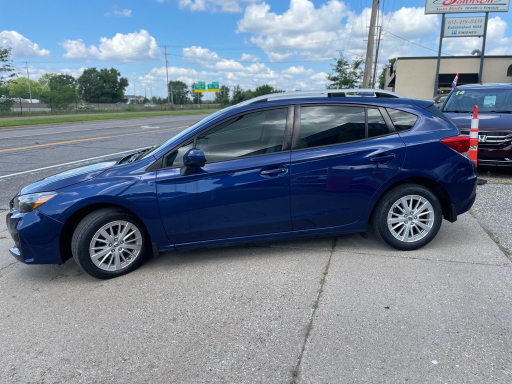 2017 Subaru Impreza Image 2