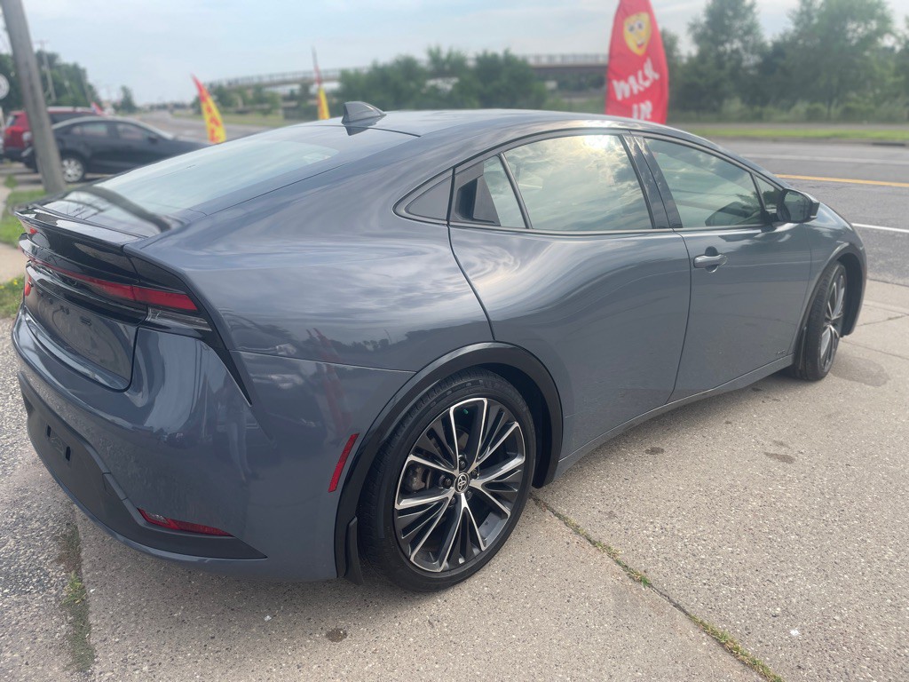 2023 Toyota Prius Image 4