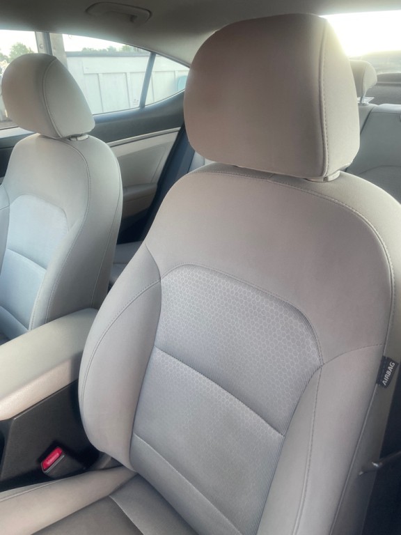2017 Hyundai Elantra Image 40