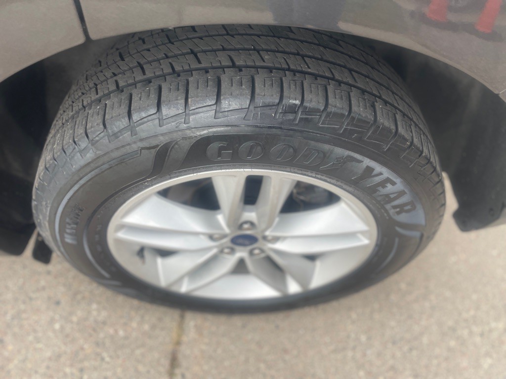 2018 Ford Edge Image 10
