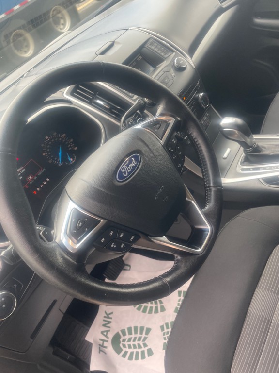 2018 Ford Edge Image 13