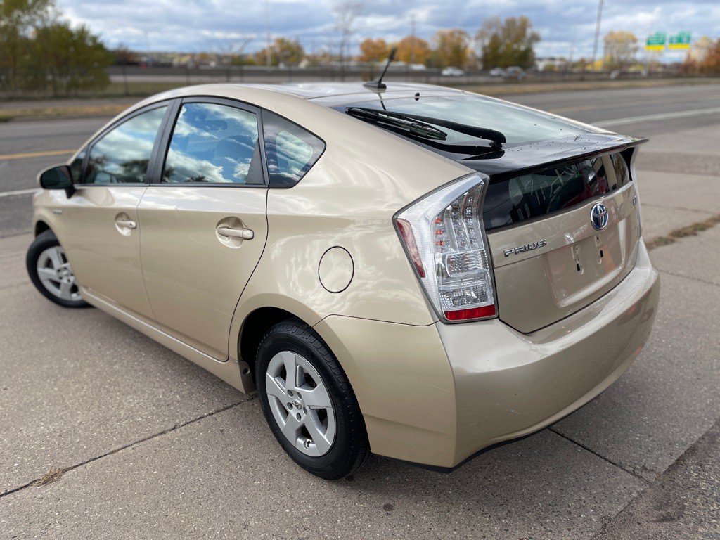 2010 Toyota Prius Image 5