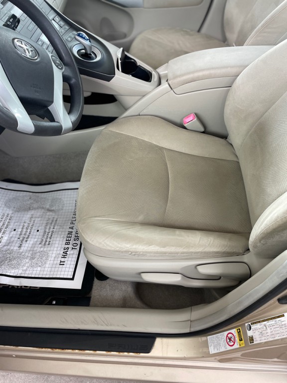 2010 Toyota Prius Image 14