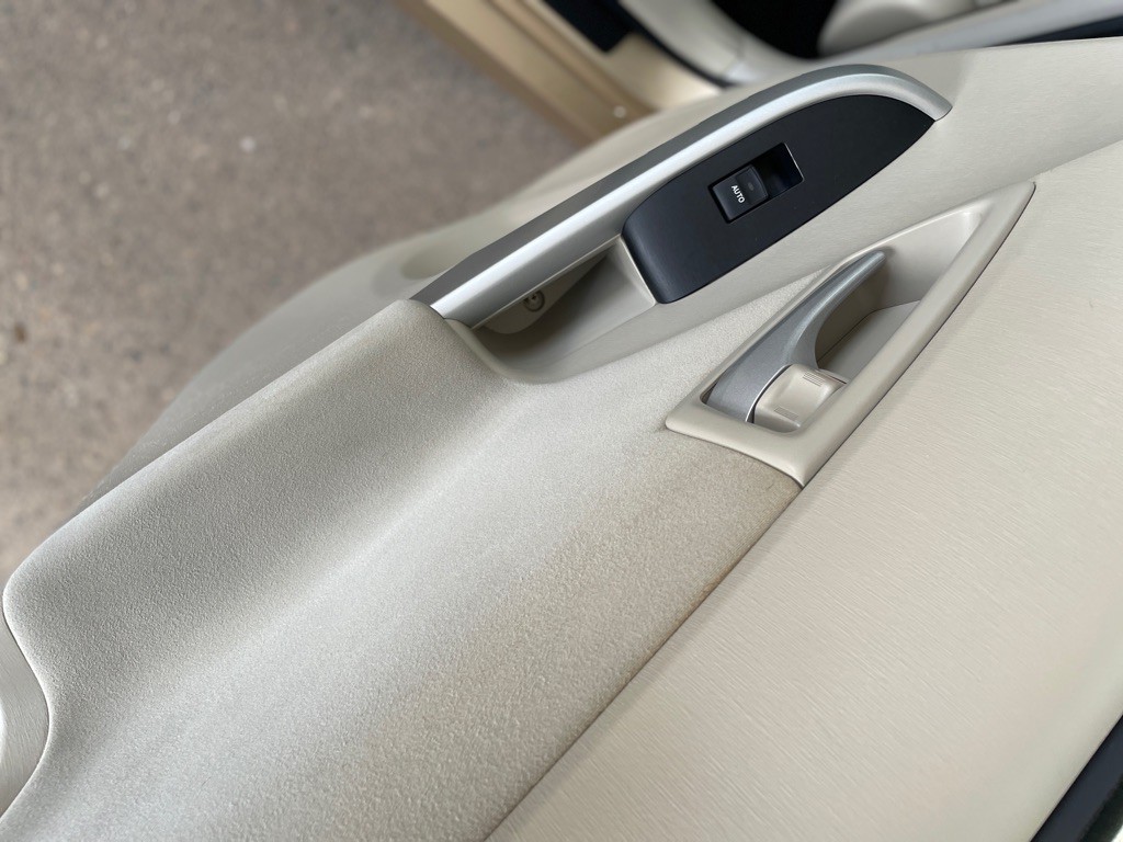 2010 Toyota Prius Image 19