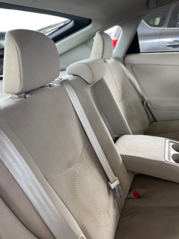 2010 Toyota Prius Image 21