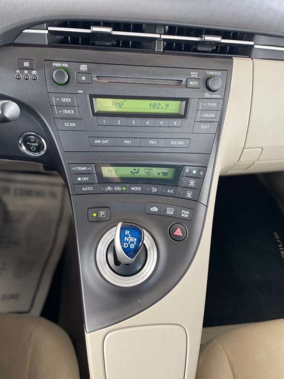 2010 Toyota Prius Image 26