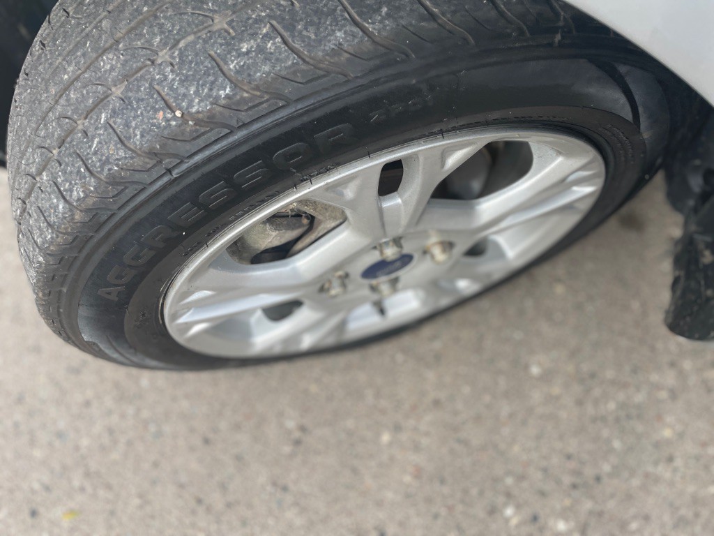 2016 Ford Fiesta Image 11