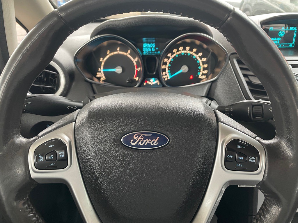 2016 Ford Fiesta Image 15