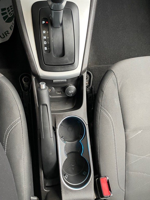 2016 Ford Fiesta Image 17