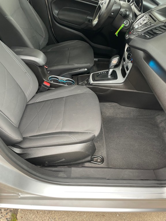 2016 Ford Fiesta Image 27