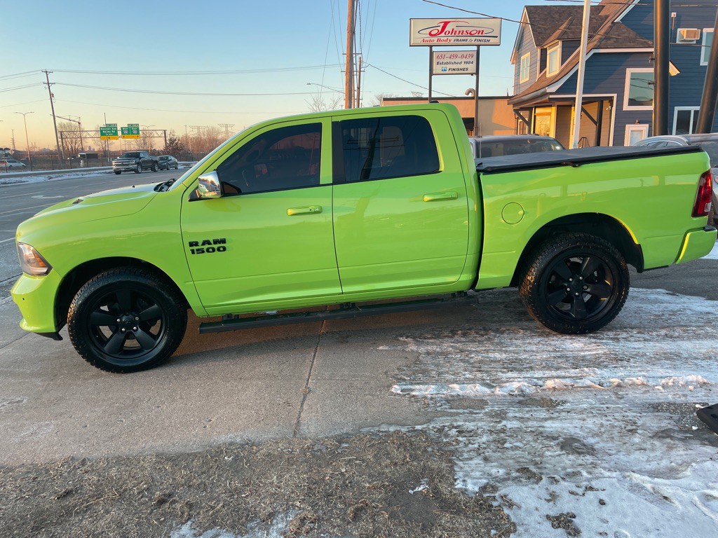 2017 RAM 1500 Image 3