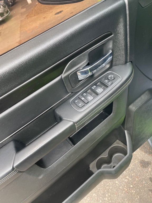 2017 RAM 1500 Image 15