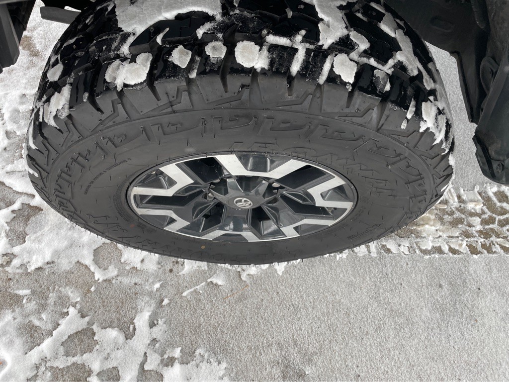 2022 Toyota Tacoma Image 9