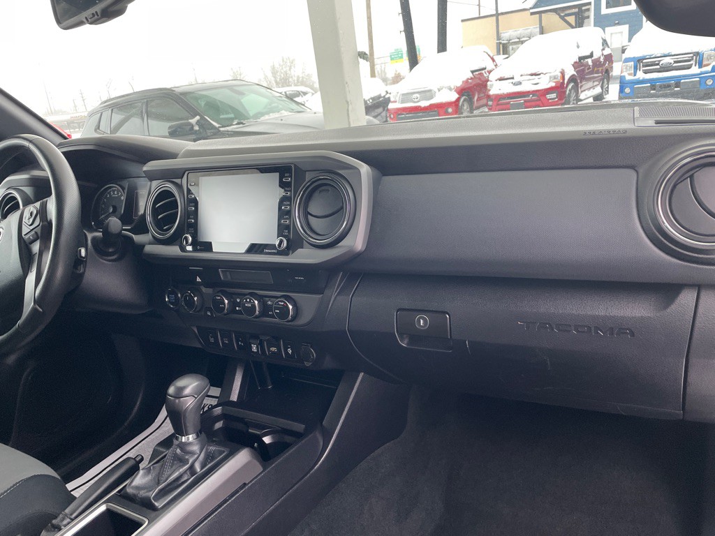 2022 Toyota Tacoma Image 12