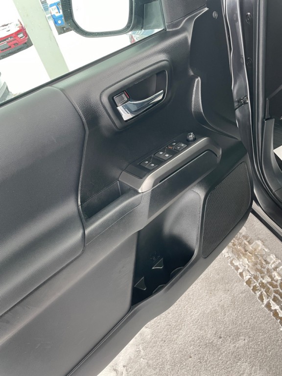 2022 Toyota Tacoma Image 26