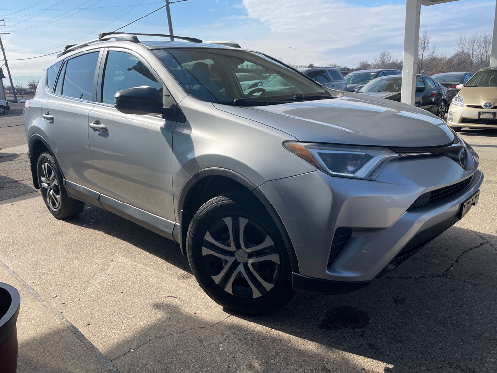 2017 Toyota Rav4 Image 15