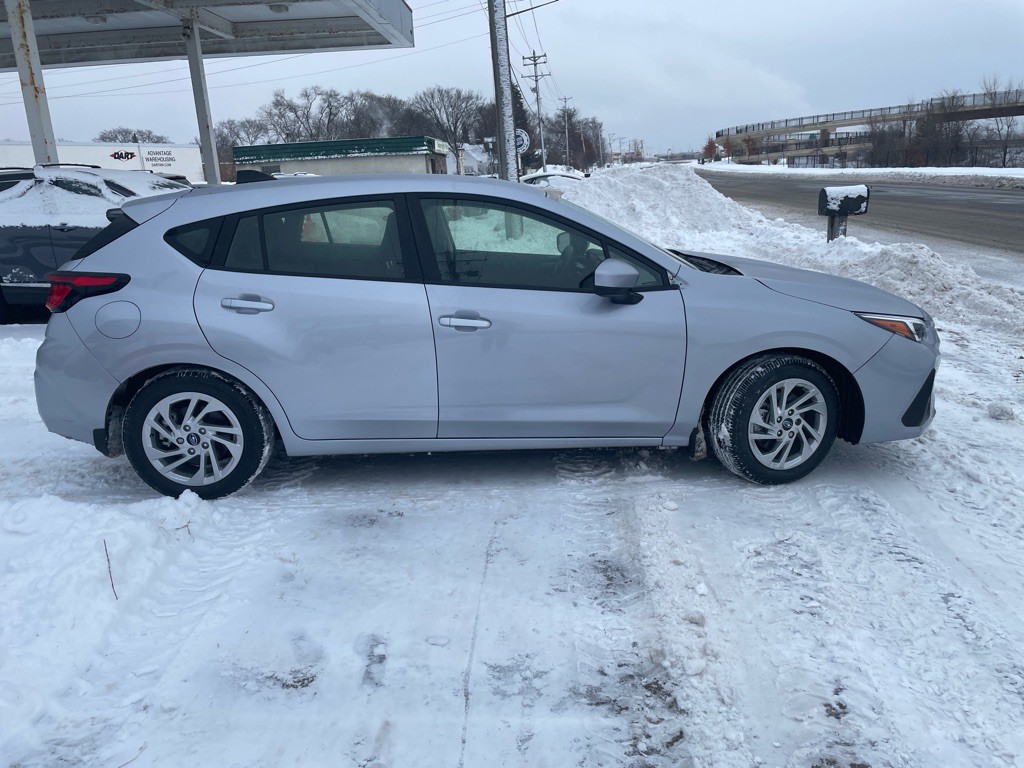 2024 Subaru Impreza Image 5