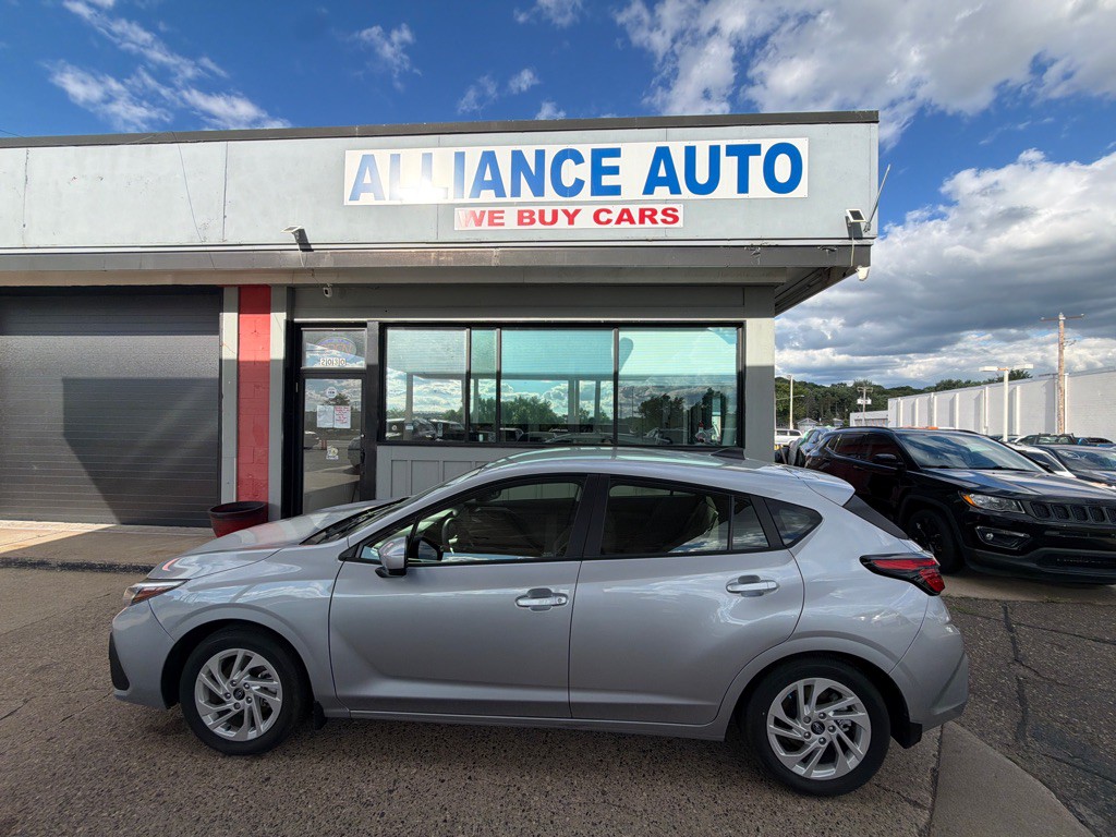 2024 Subaru Impreza Image 2