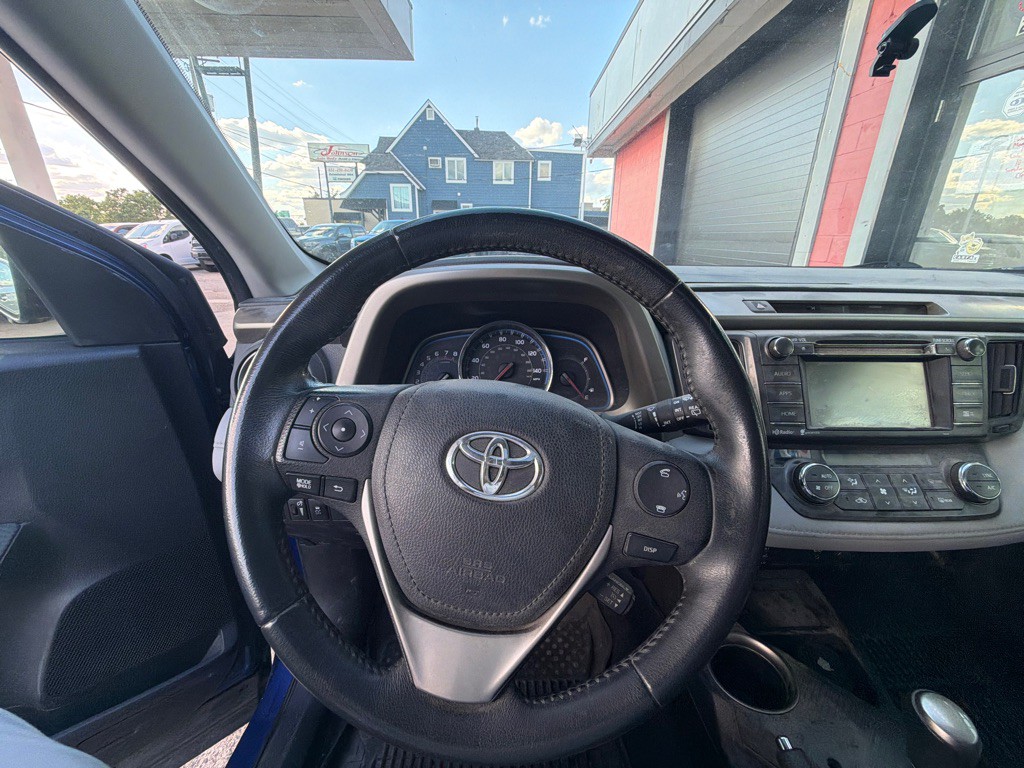 2015 Toyota Rav4 Image 7