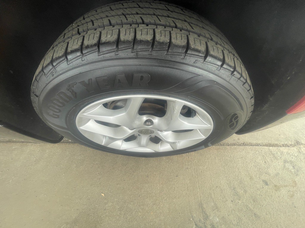 2017 Chrysler Pacifica Image 13