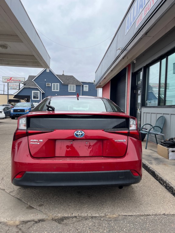 2019 Toyota Prius Image 4