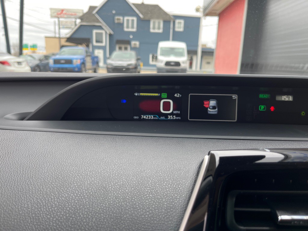 2019 Toyota Prius Image 7