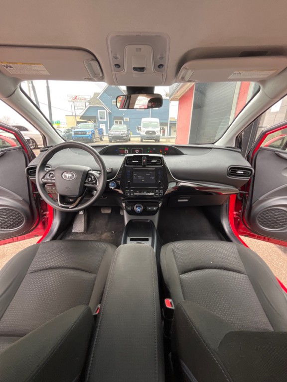 2019 Toyota Prius Image 10
