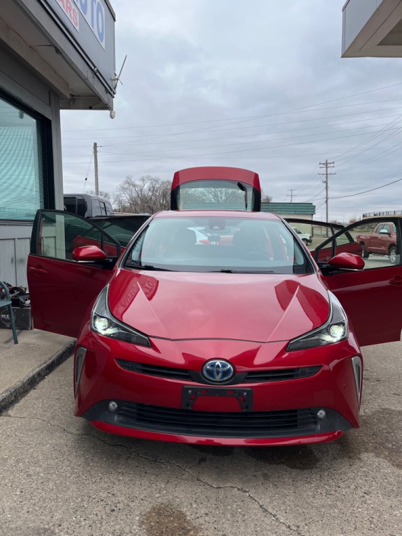 2019 Toyota Prius Image 14