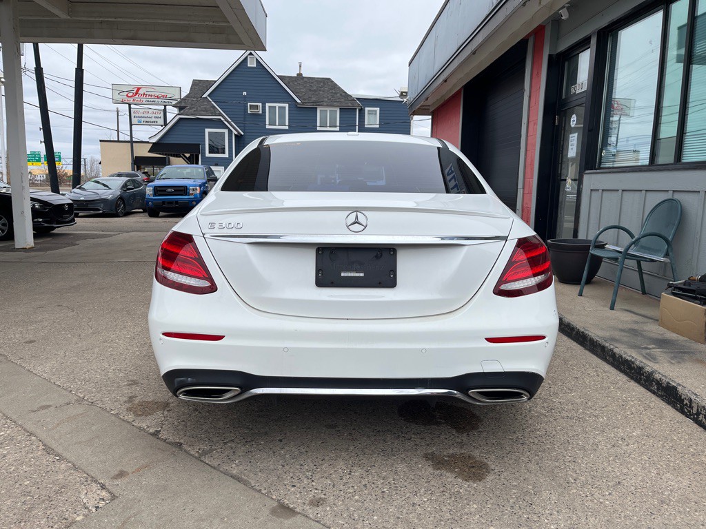 2018 Mercedes-Benz E-Class Image 4