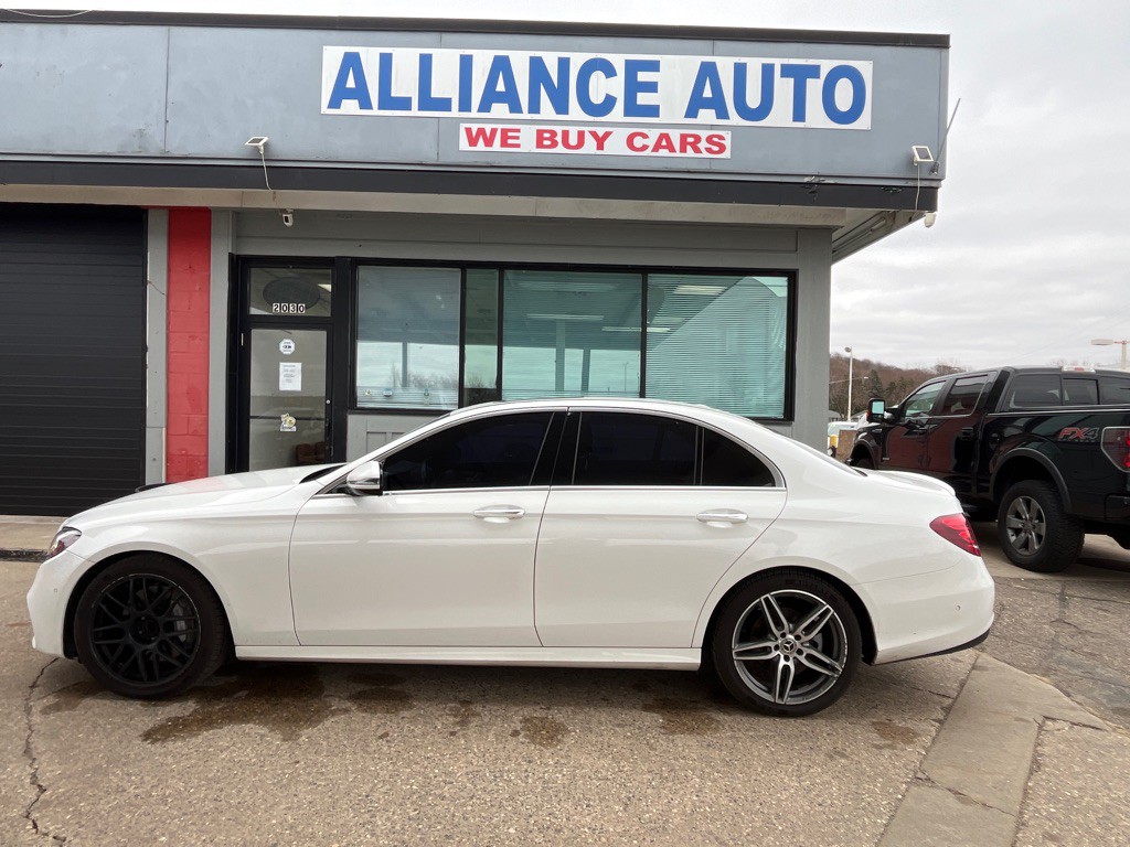 2018 Mercedes-Benz E-Class Image 5