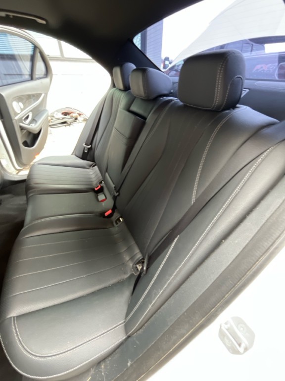 2018 Mercedes-Benz E-Class Image 9