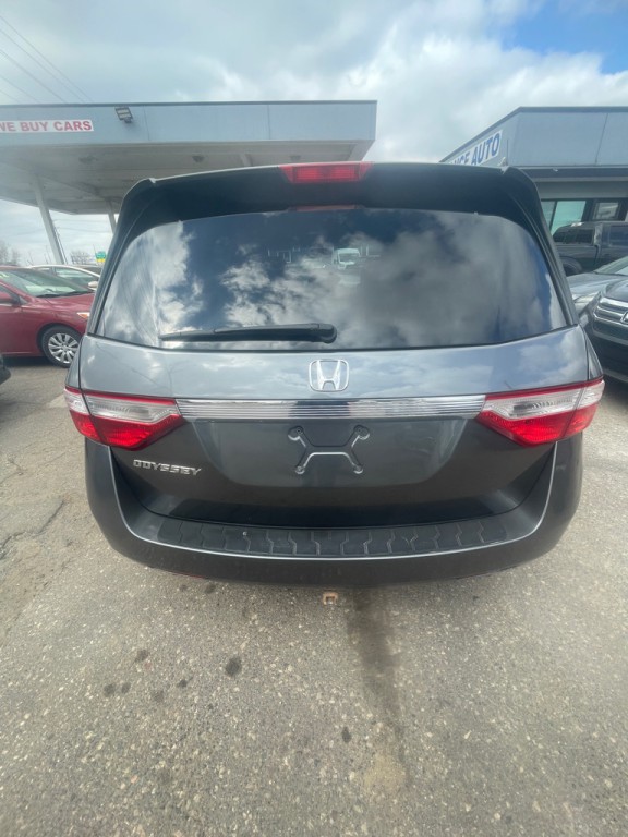 2011 Honda Odyssey Image 5