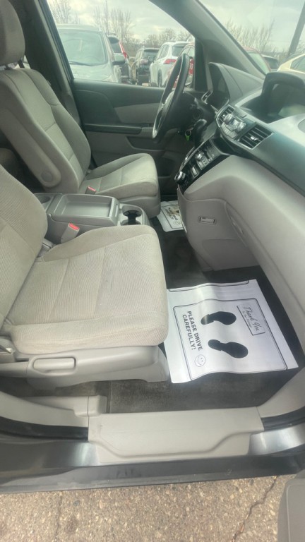 2011 Honda Odyssey Image 19
