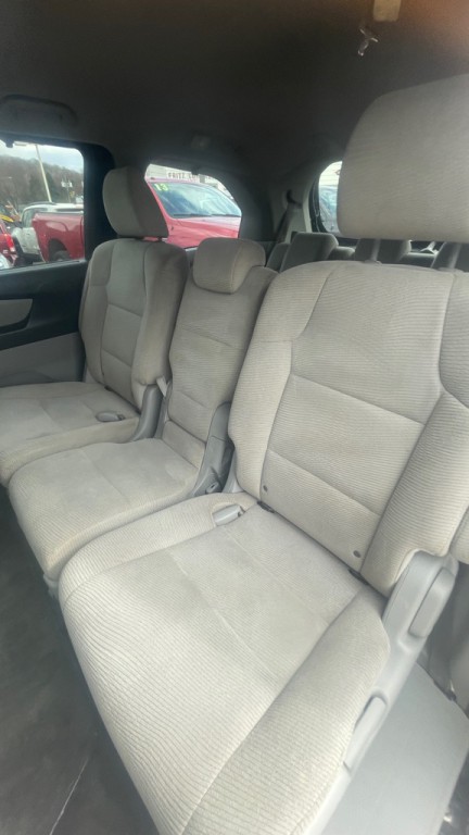 2011 Honda Odyssey Image 20