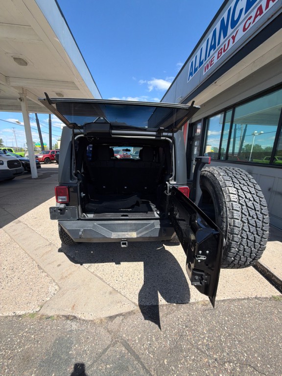 2016 Jeep Wrangler Unlimited Image 9