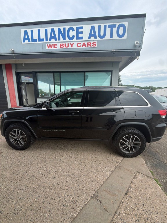 2019 Jeep Grand Cherokee Image 2