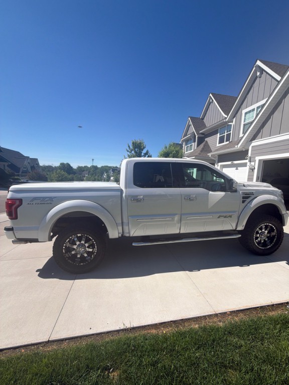 2015 Ford F-150 Image 4