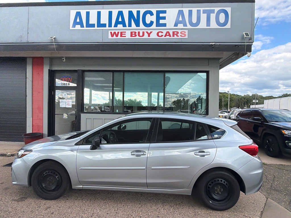 2017 Subaru Impreza Image 2