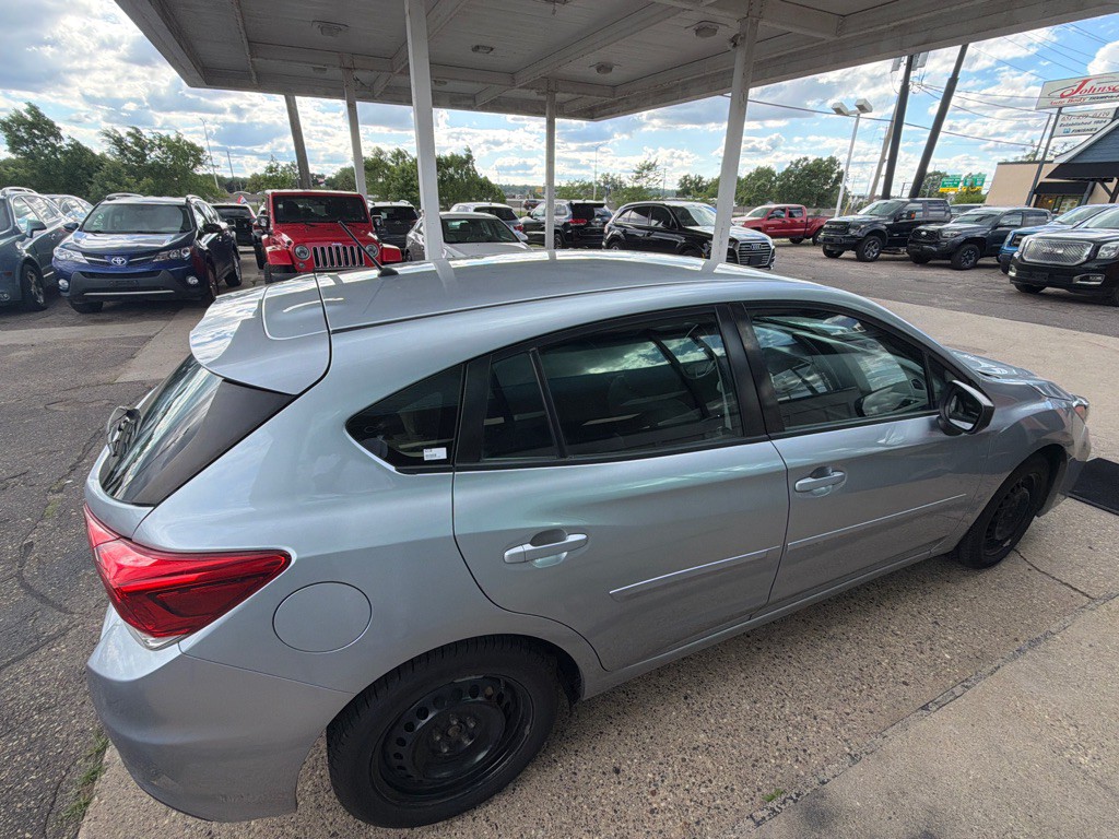 2017 Subaru Impreza Image 4
