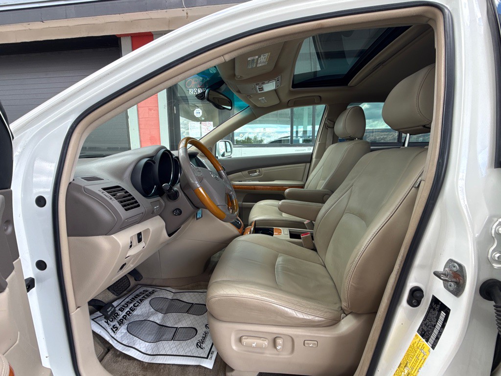 2005 Lexus RX Image 3