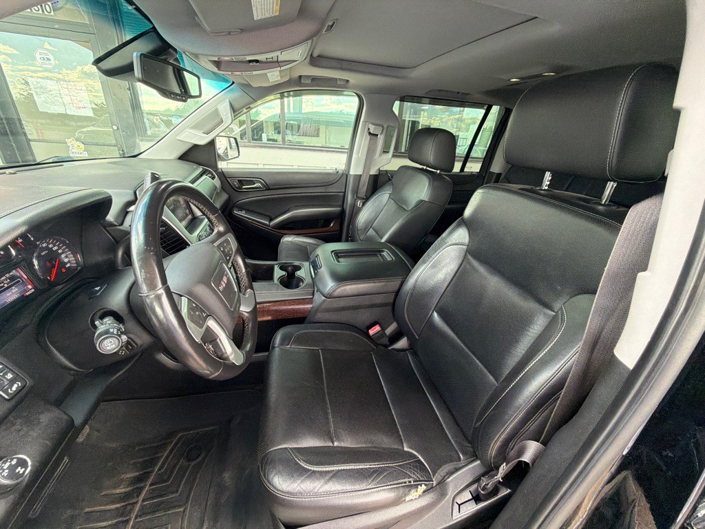 2015 GMC Yukon Image 16