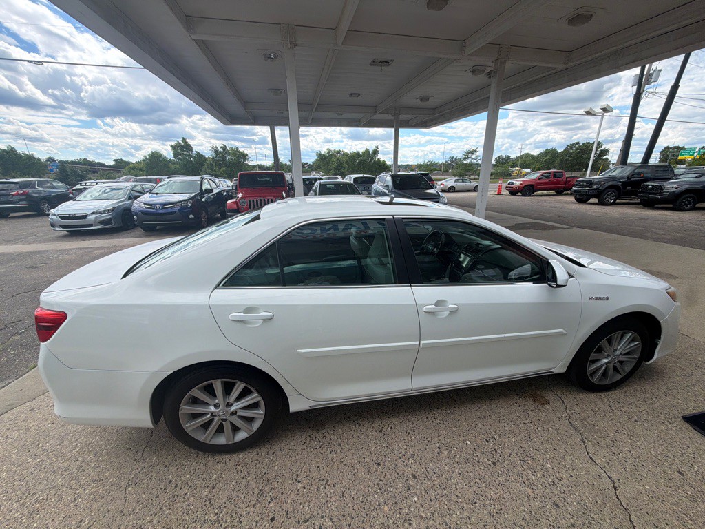 2014 Toyota Camry Image 4