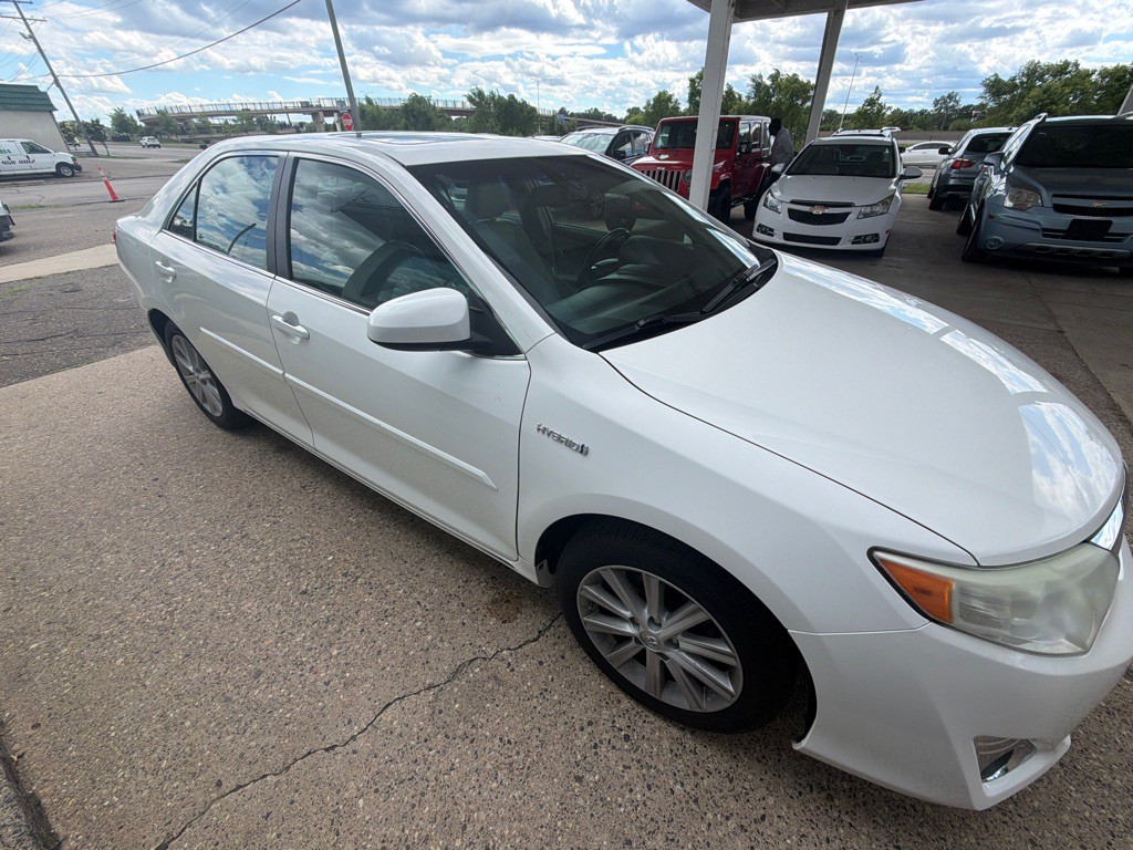 2014 Toyota Camry Image 5