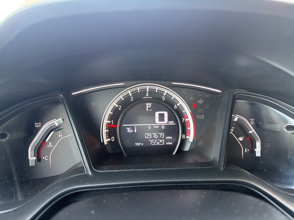 2017 Honda Civic Image 9