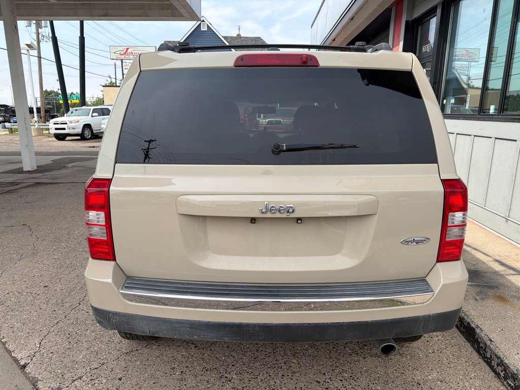 2017 Jeep Patriot Image 2