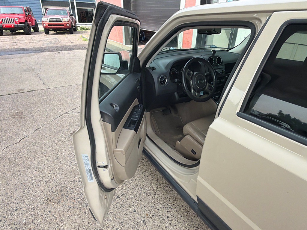 2017 Jeep Patriot Image 4