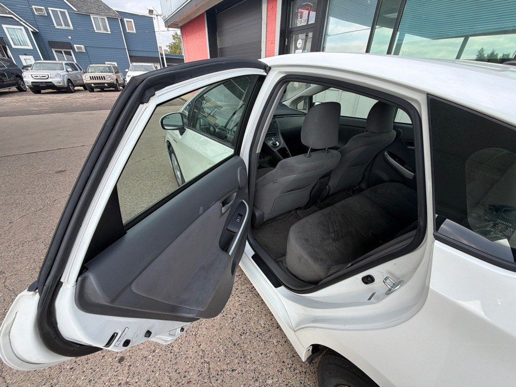 2010 Toyota Prius Image 5